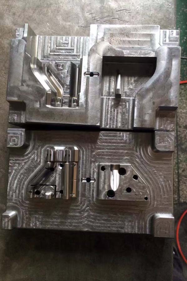 Marblelous - laneswitch top and bottom injection molds